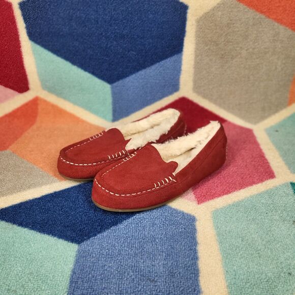 Koolaburra by UGG Lezly Women's Red Suede Moccasin Slippers  Size 5 - Picture 1 of 6